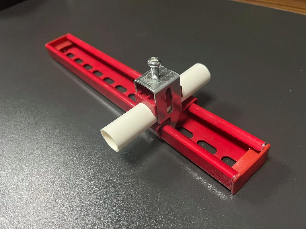 中建控镀锌电工夹与C型钢的应用优势